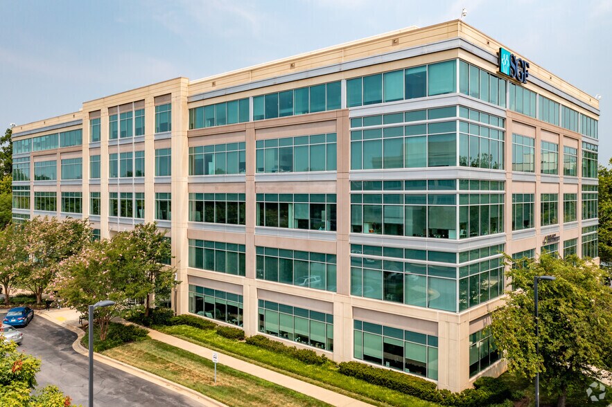 9601 Blackwell Rd, Rockville, MD à louer - Photo de l’immeuble – Image 2 sur 21
