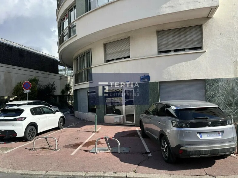 Local commercial dans Montpellier à vendre - Photo de l’immeuble – Image 2 sur 5