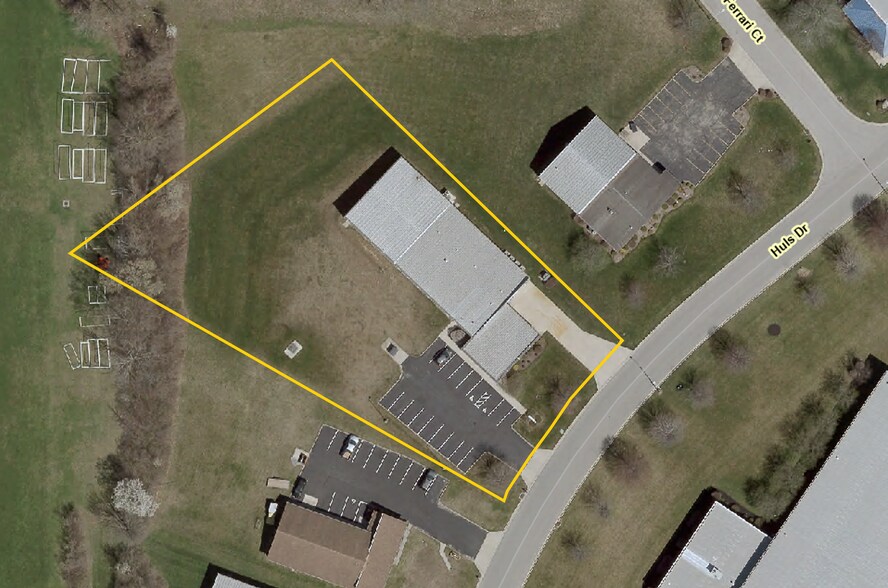 315 Huls Dr, Englewood, OH à louer - Photo de l’immeuble – Image 2 sur 5
