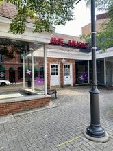 21-25 W Saint Charles Rd, Lombard, IL à louer Photo intérieure– Image 1 sur 1