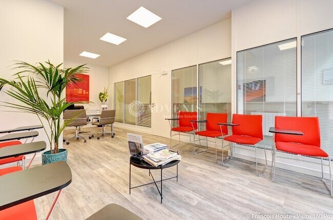 Plus de détails pour 62 Rue Ampère, Paris - Bureau à louer