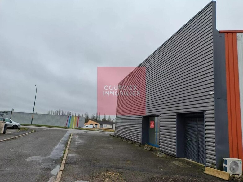 46 Rue Des Broderies, Coignières à louer - Photo de l’immeuble – Image 2 sur 10