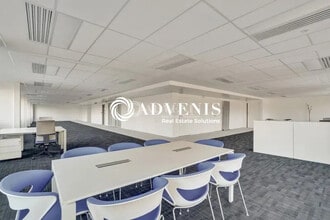 Bureau dans Ivry-sur-Seine à louer Photo de l’immeuble– Image 1 sur 1