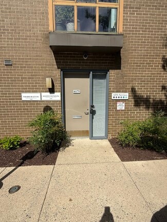 Plus de détails pour 6175 Executive Blvd, Rockville, MD - Bureau à louer