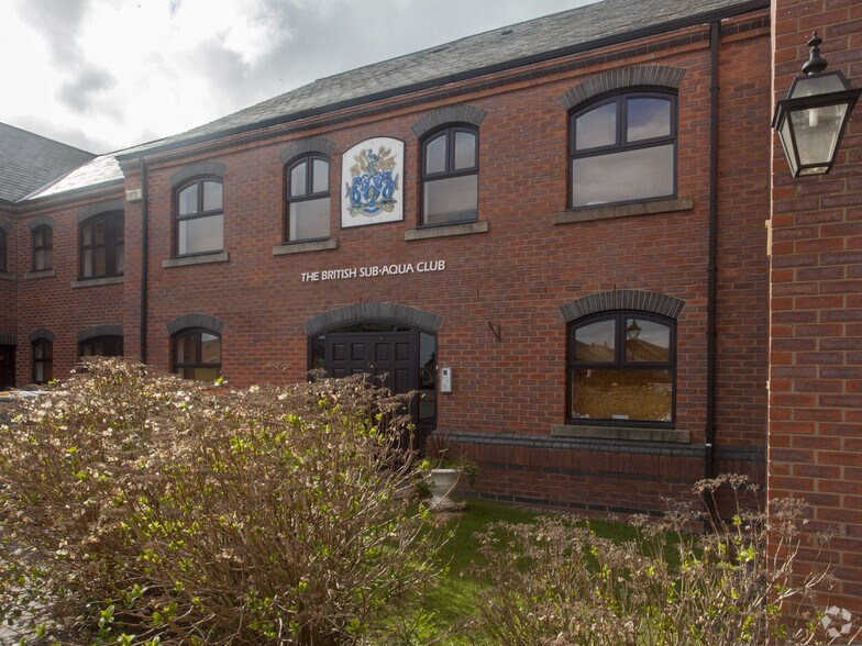 43-51 Telfords Quay, Ellesmere Port à louer - Photo de l’immeuble – Image 2 sur 3