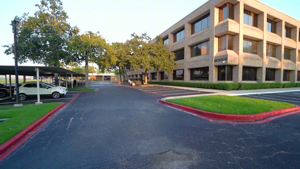 8554 Katy Fwy, Houston, TX à louer - Vidéo sur l’annonce professionnelle – Image 2 sur 27