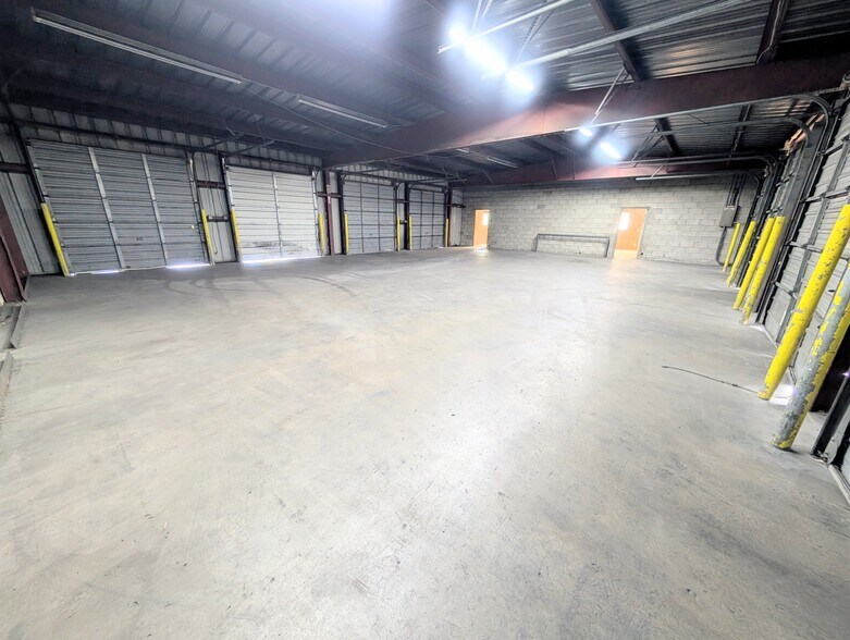 501 Main, Gas, KS à vendre - Photo de l’immeuble – Image 3 sur 10