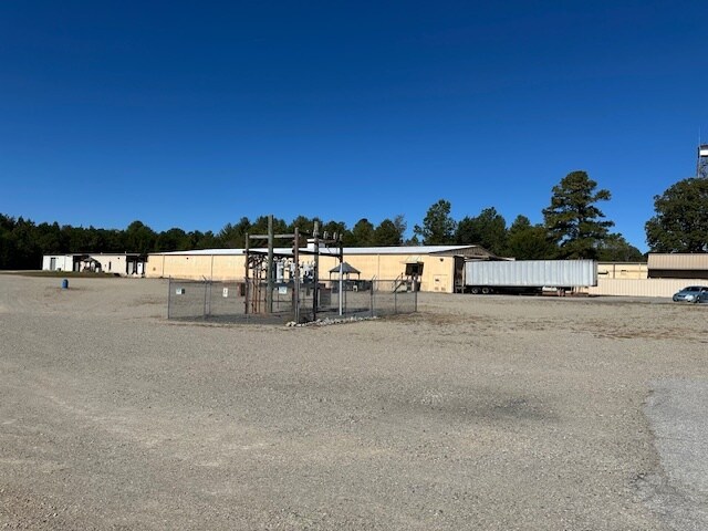 929 Firetower Rd, Yanceyville, NC à vendre - Photo de l’immeuble – Image 2 sur 23