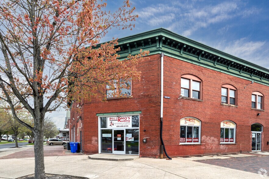 49 Main St, Roebling, NJ à louer - Photo de l’immeuble – Image 3 sur 10