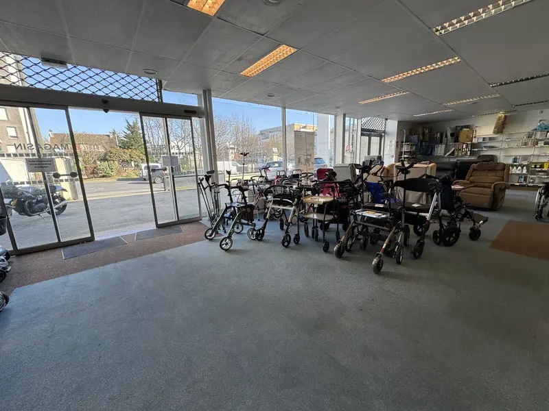 Local commercial dans Argenteuil à louer Photo intérieure– Image 1 sur 14
