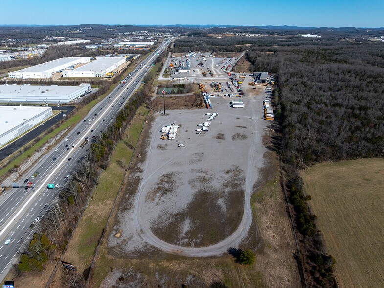 980 Leeville Rd, Lebanon, TN à louer - Photo de l’immeuble – Image 3 sur 3