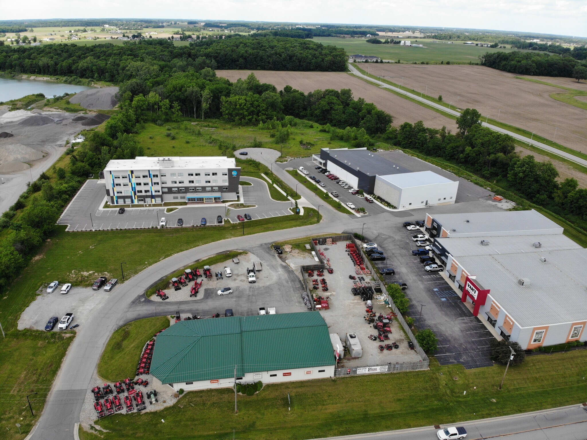Peckhart, Auburn, IN à vendre Aérien– Image 1 sur 2