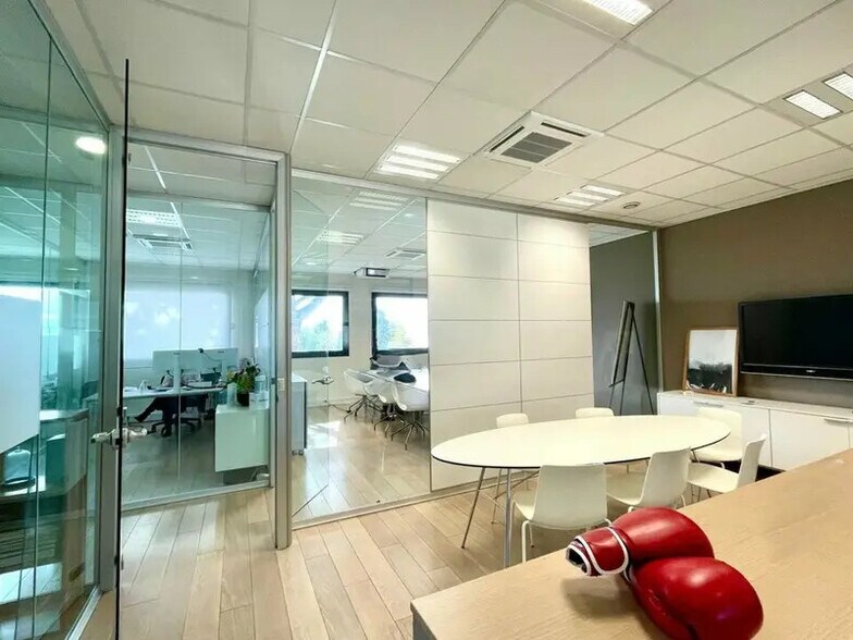 Bureau dans Cagnes-sur-Mer à louer - Photo intérieure – Image 2 sur 8