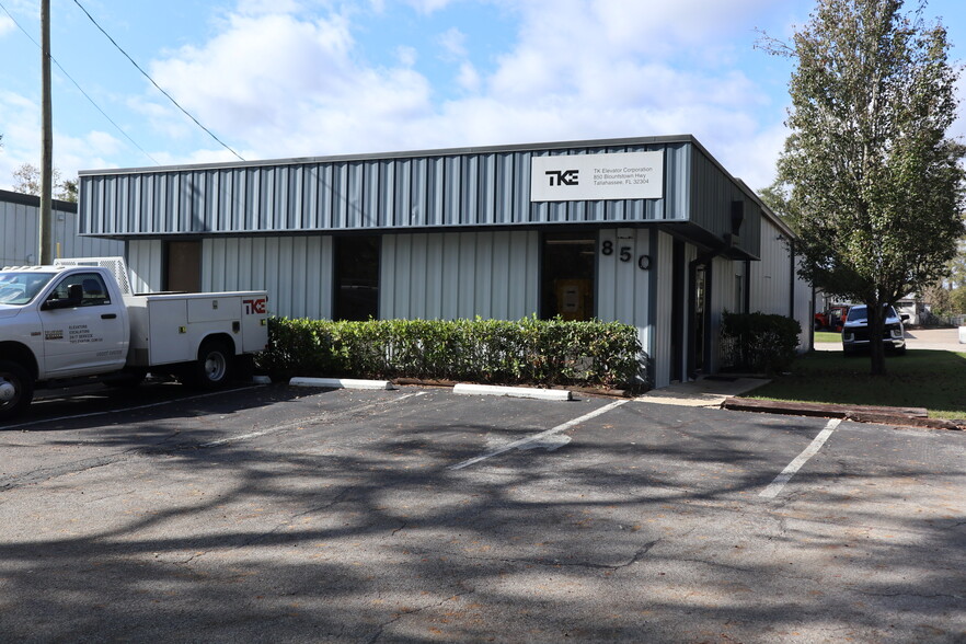 800-852 Blountstown St, Tallahassee, FL à louer - Photo de l’immeuble – Image 2 sur 16