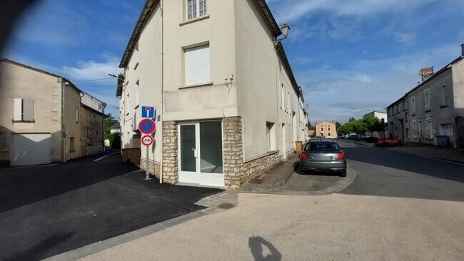 Plus de détails pour Local commercial à louer