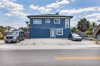 Plus de détails pour 340 Crescent St, Fort Myers Beach, FL - Logement à vendre