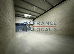 Local d’activités dans Stains à louer Photo intérieure– Image 2 sur 8