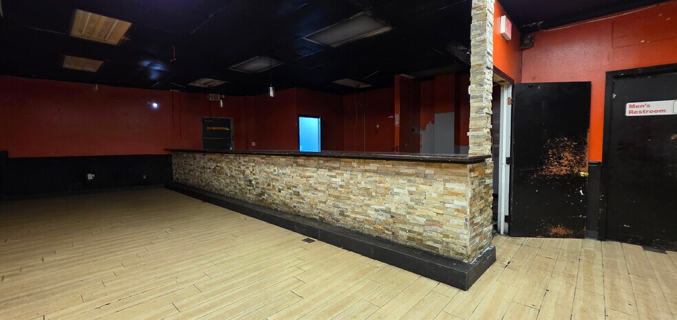 10703-10765 Gulf Fwy, Houston, TX à louer - Photo intérieure – Image 3 sur 4