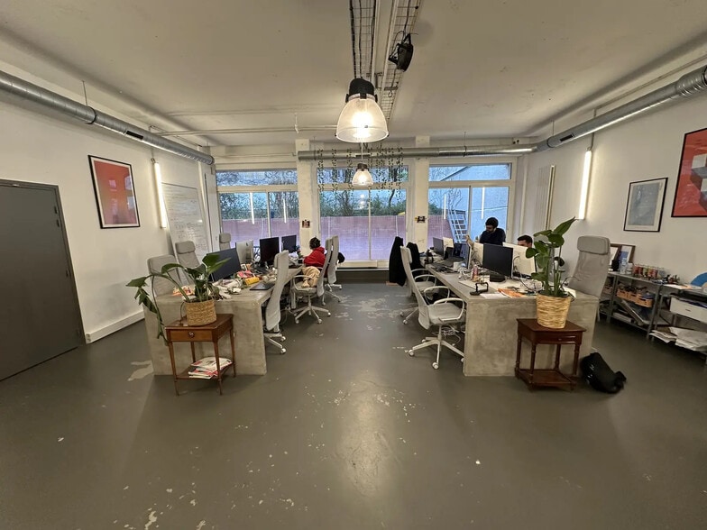 Bureau dans Paris à louer - Photo de l’immeuble – Image 3 sur 5