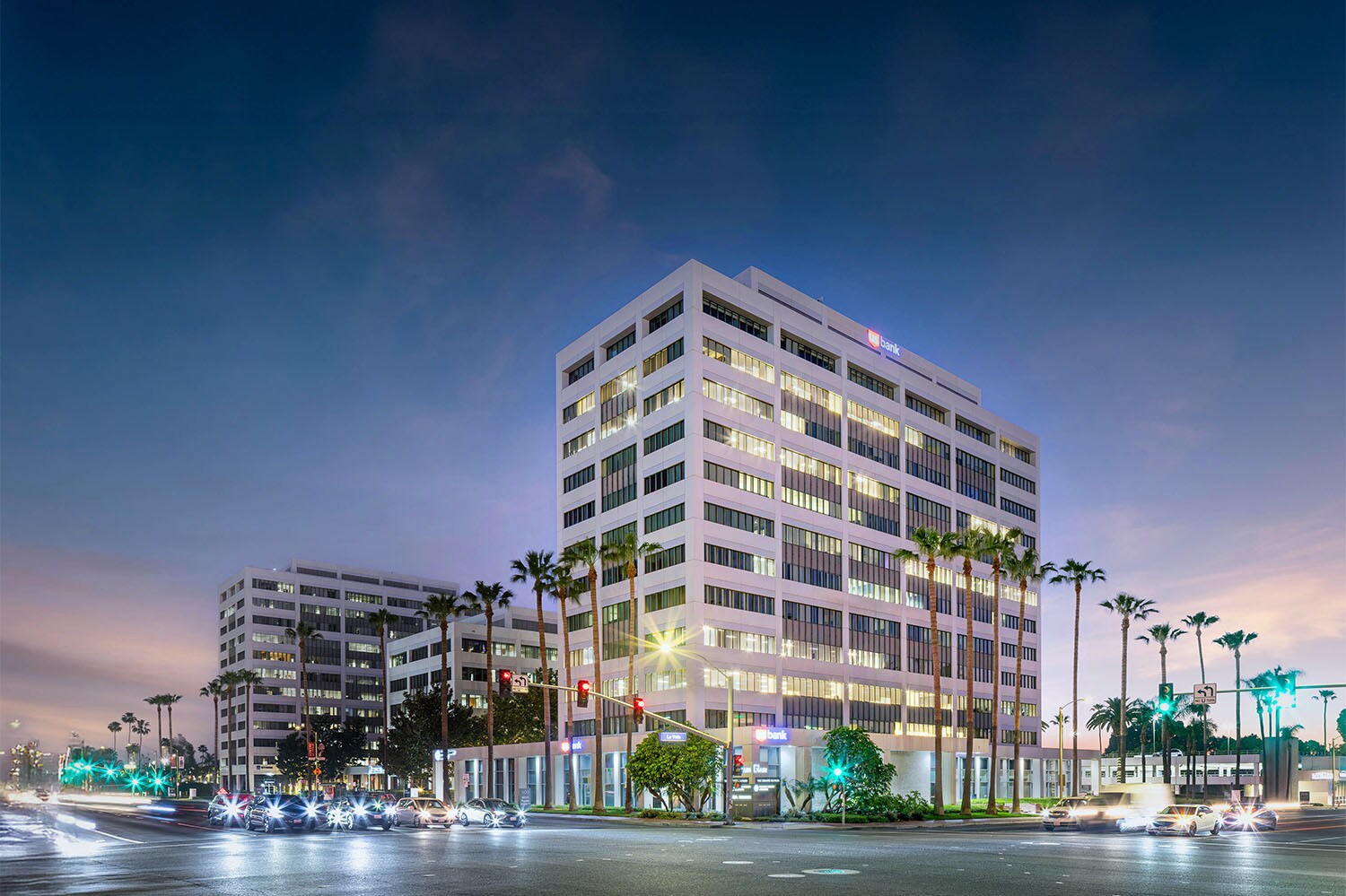500 S Main St, Orange, CA à vendre Photo de l’immeuble– Image 1 sur 18