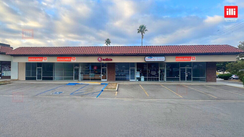 4304-4324 Cochran St, Simi Valley, CA à louer - Photo de l’immeuble – Image 2 sur 5