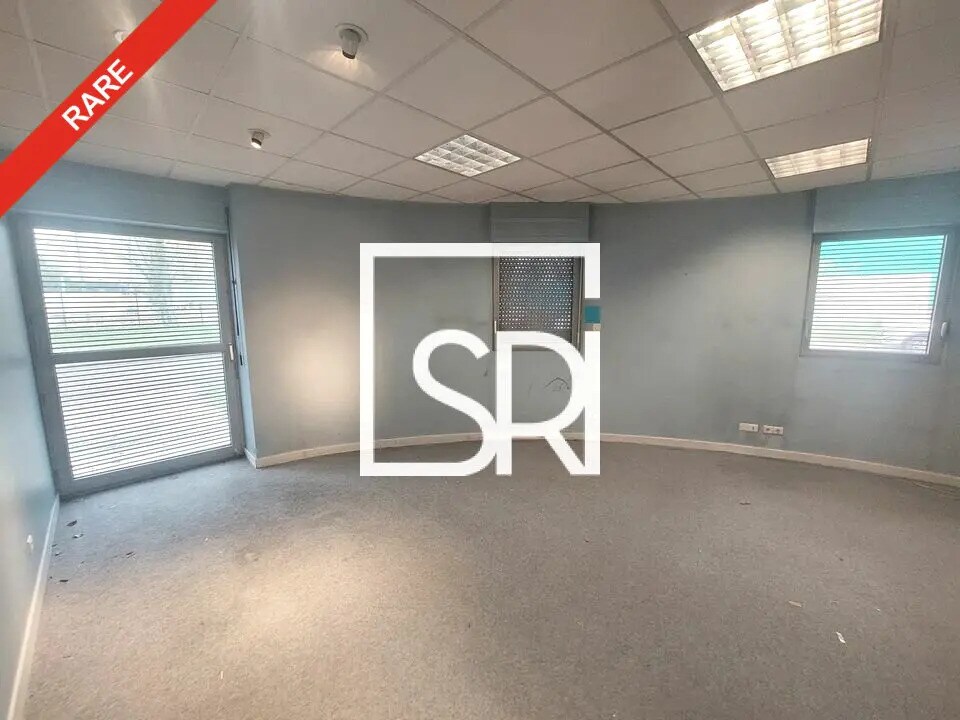 Bureau dans Clermont-Ferrand à vendre Photo intérieure– Image 1 sur 13