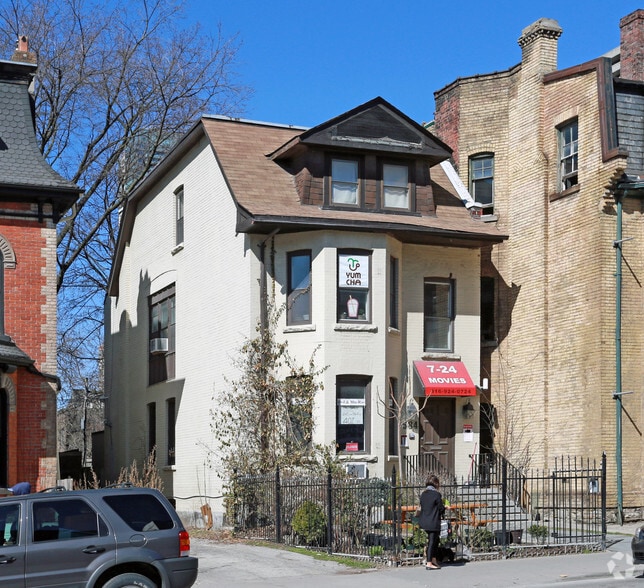 584 Church St, Toronto, ON à louer - Photo de l’immeuble – Image 2 sur 2