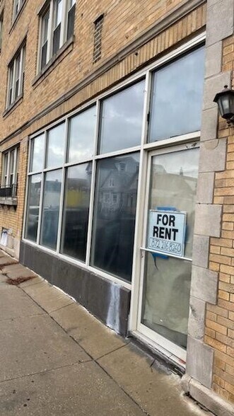 2101-2107 N Pulaski Rd, Chicago, IL à louer - Photo de l’immeuble – Image 2 sur 11