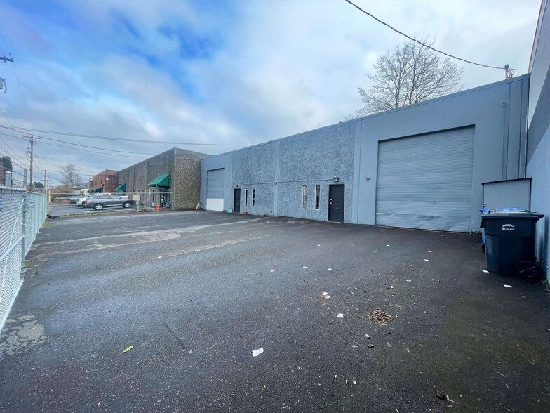 3430 SE 20th Ave, Portland, OR à louer - Photo de l’immeuble – Image 2 sur 5