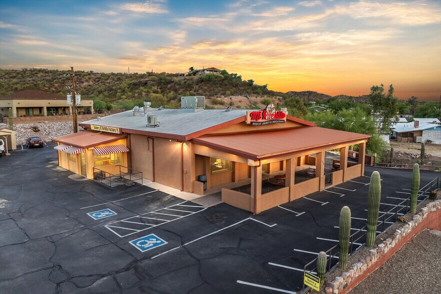 706 N Old Hwy 77, Mammoth, AZ à vendre - Photo principale – Image 1 sur 54