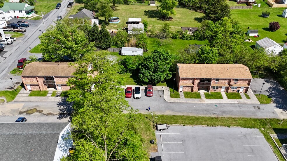 48-60 Janice St, Martinsburg, WV à vendre - Photo de l’immeuble – Image 2 sur 33