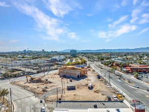 2440 N Las Vegas Blvd, North Las Vegas, NV - Vue aérienne  vue de carte - Image1