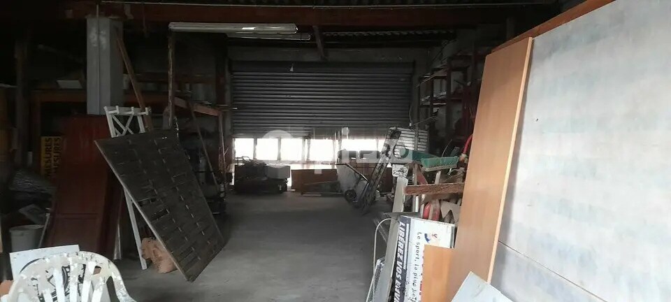 Local d'activités dans Morlaàs à vendre - Photo de l’immeuble – Image 2 sur 6