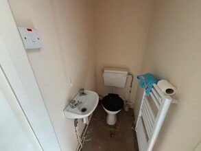 56 Rhosmaen St, Llandeilo à louer Photo intérieure– Image 2 sur 6