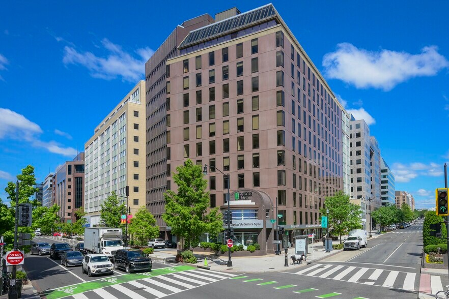 1100 Connecticut Ave NW, Washington, DC à louer - Photo de l’immeuble – Image 2 sur 19