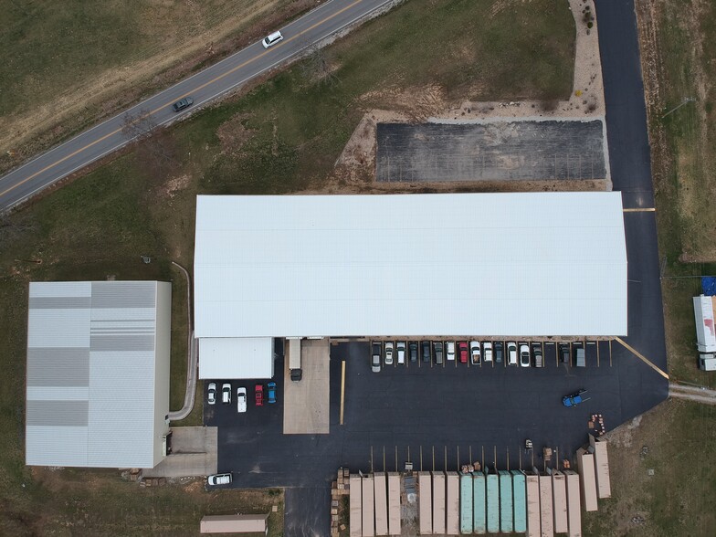 6010 E State Highway 76, Kirbyville, MO à louer - Photo principale – Image 1 sur 9