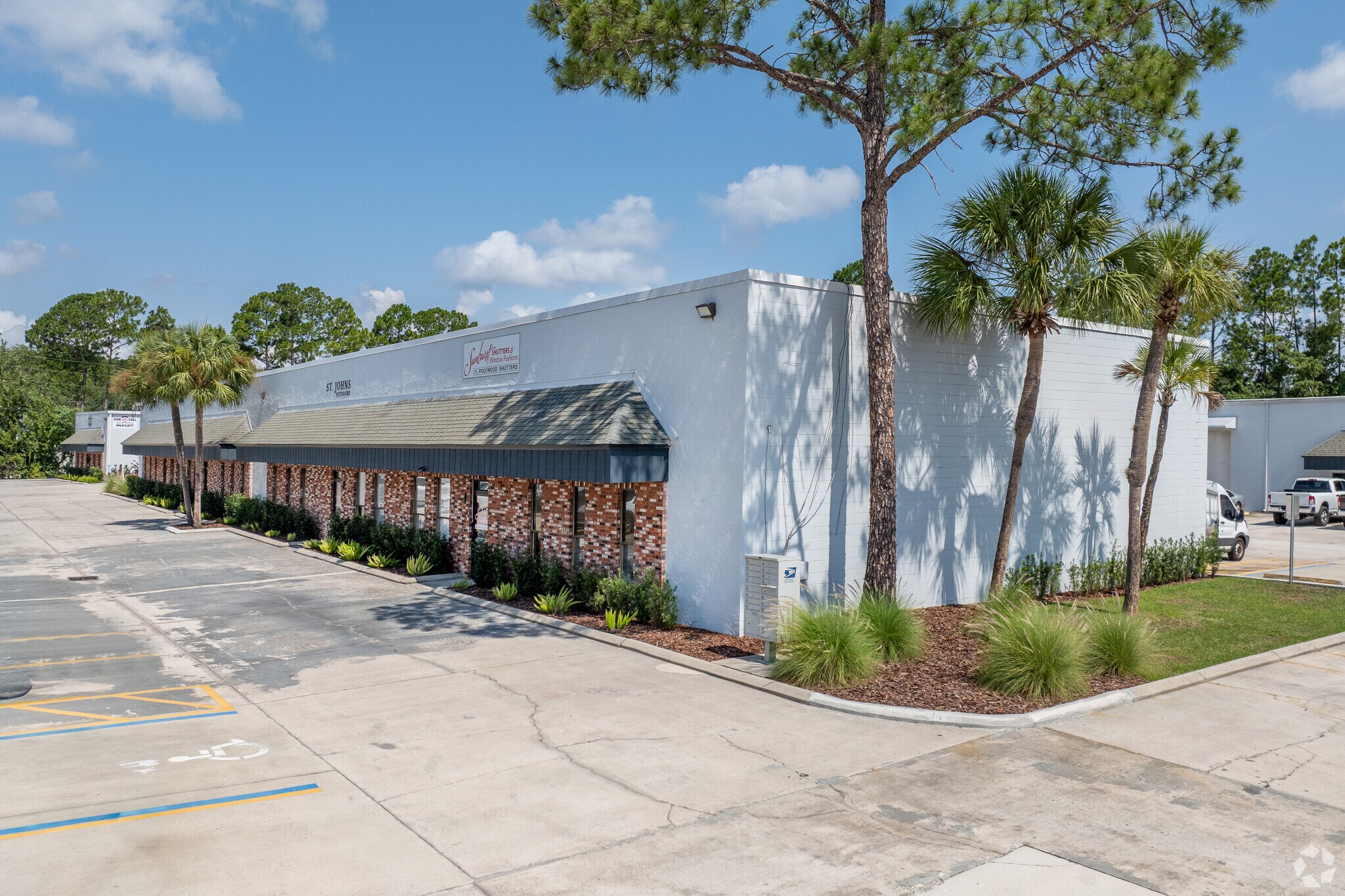 4949 Sunbeam Rd, Jacksonville, FL à louer Photo de l’immeuble– Image 1 sur 27