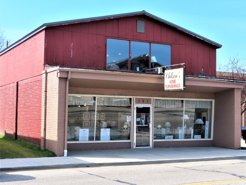 231 Water, Conneaut Lake, PA à vendre - Photo de l’immeuble – Image 1 sur 27