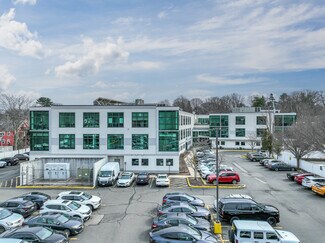 Plus de détails pour 625 Mount Auburn St, Cambridge, MA - Bureau, Médical à louer