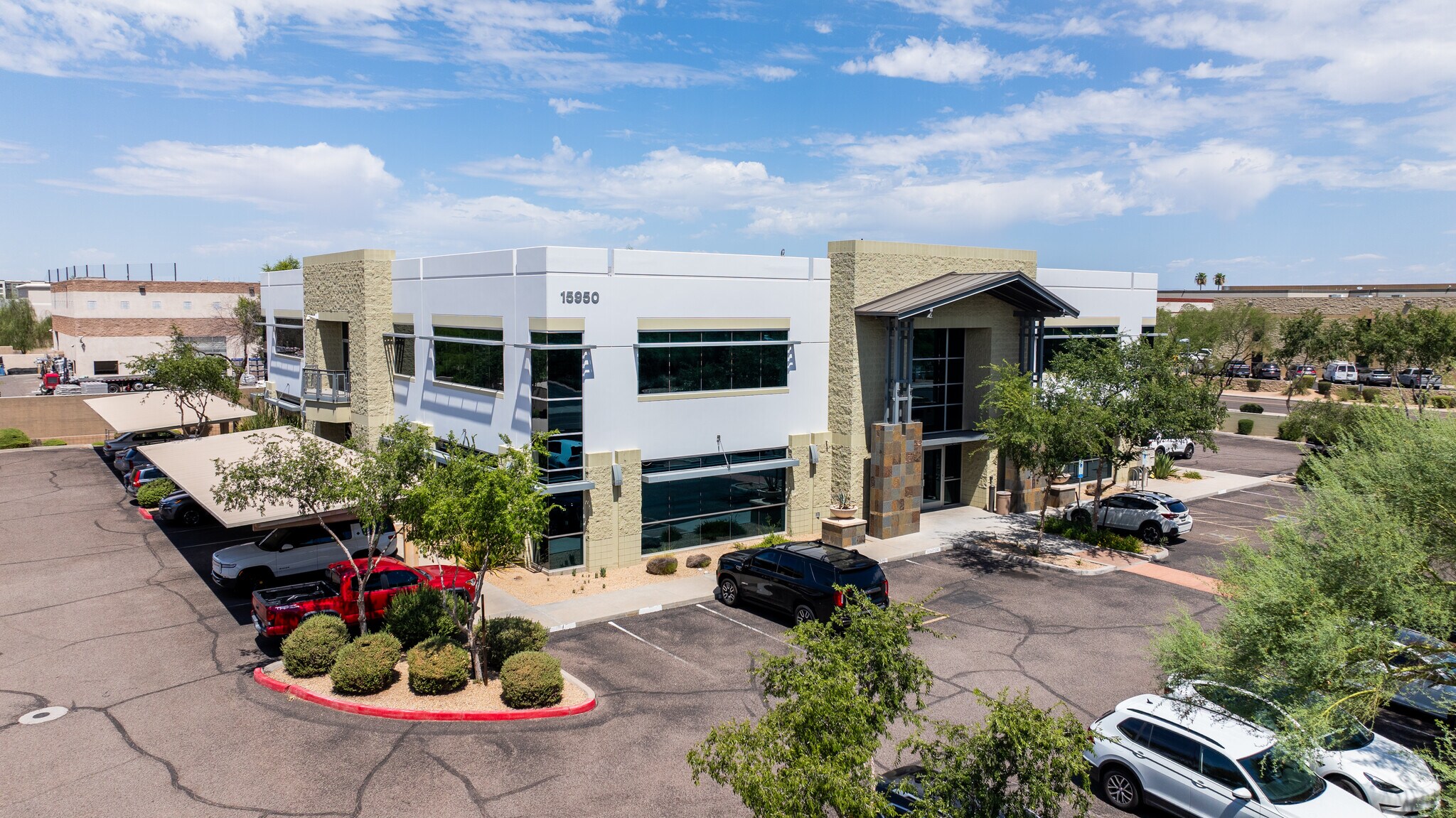 15950 N 76th St, Scottsdale, AZ à vendre Photo de l’immeuble– Image 1 sur 5