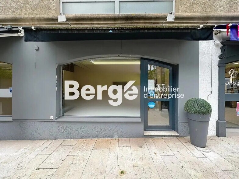 Local commercial dans Mougins à louer - Photo de l’immeuble – Image 2 sur 6