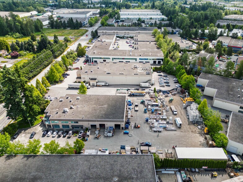 26620 56 Ave, Langley Twp, BC à vendre - Photo de l’immeuble – Image 3 sur 34