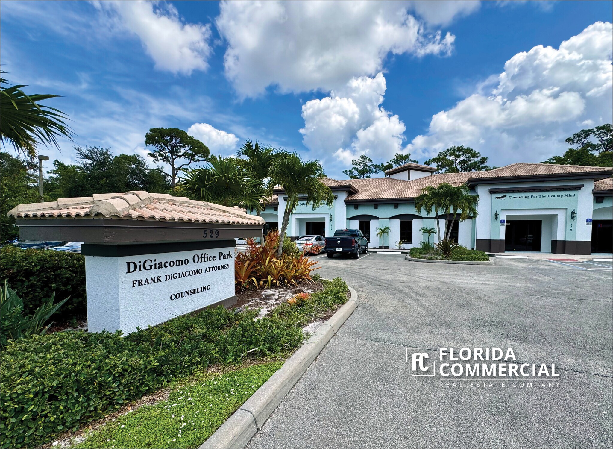 529 Palm Beach Rd, Stuart, FL à louer Photo de l’immeuble– Image 1 sur 4