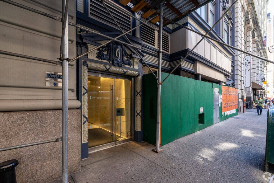 6 E 32nd St, New York, NY à louer - Photo de l’immeuble – Image 3 sur 6