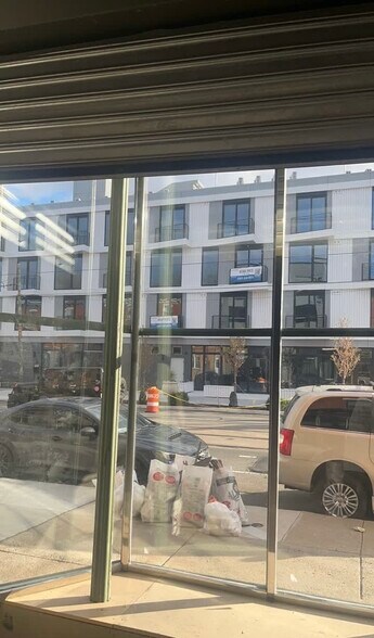 3733 Lancaster Ave, Philadelphia, PA à louer - Photo de l’immeuble – Image 3 sur 5