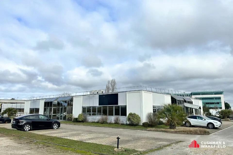 Bureau dans Mérignac à louer Photo de l’immeuble– Image 1 sur 13