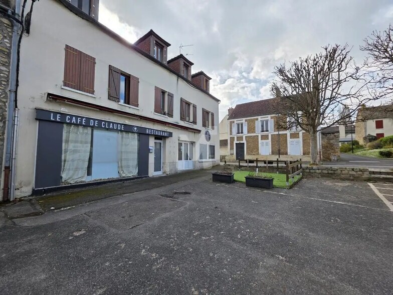Local commercial dans Vert-le-Petit à louer - Photo de l’immeuble – Image 2 sur 9
