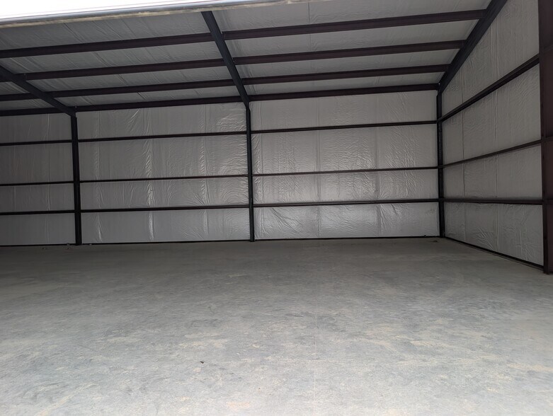 7050 S FM 730, Azle, TX à louer - Photo intérieure – Image 2 sur 16