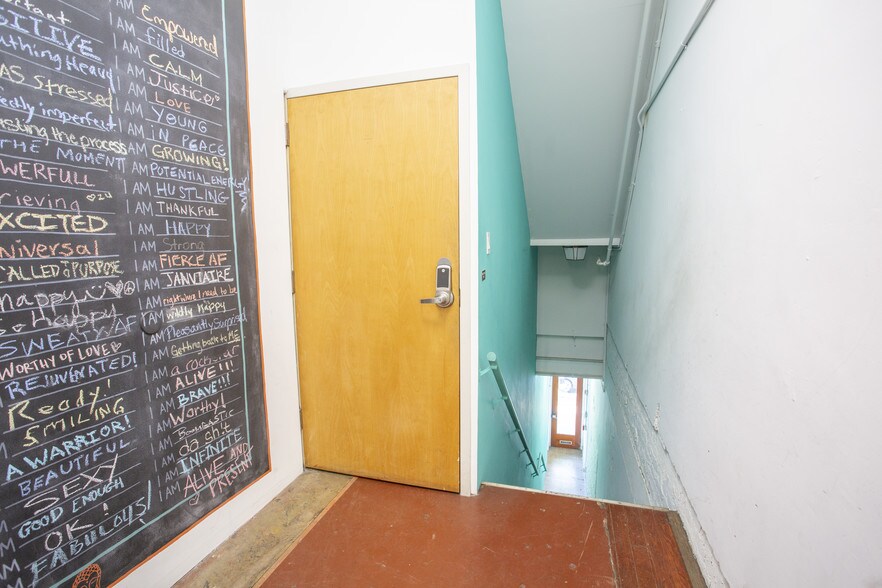 18 E Broughton St, Savannah, GA à louer - Photo intérieure – Image 3 sur 12