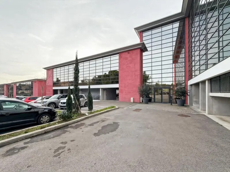 Bureau dans Marseille à louer Photo de l’immeuble– Image 1 sur 10